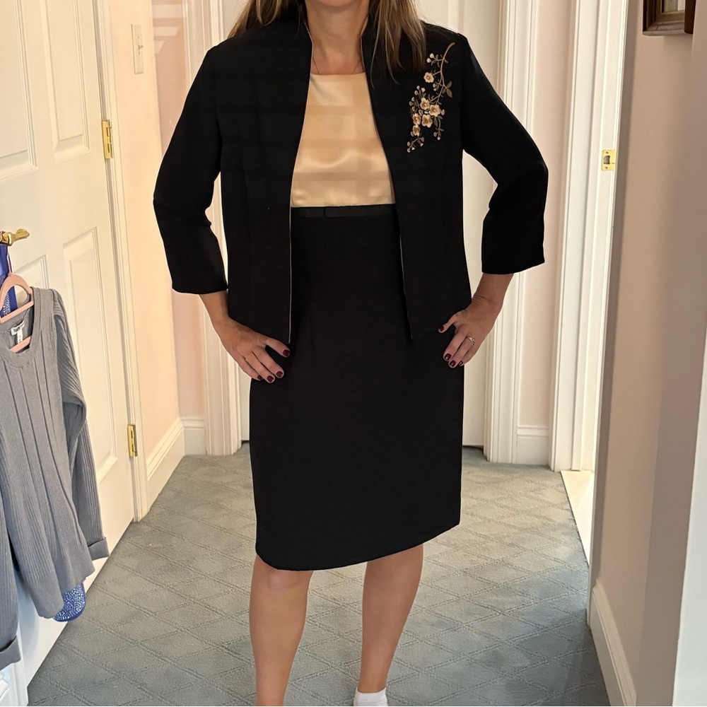 Jessica Howard Black Dress